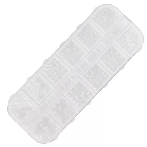 Körömdíszítő gyöngyök boxban 470db